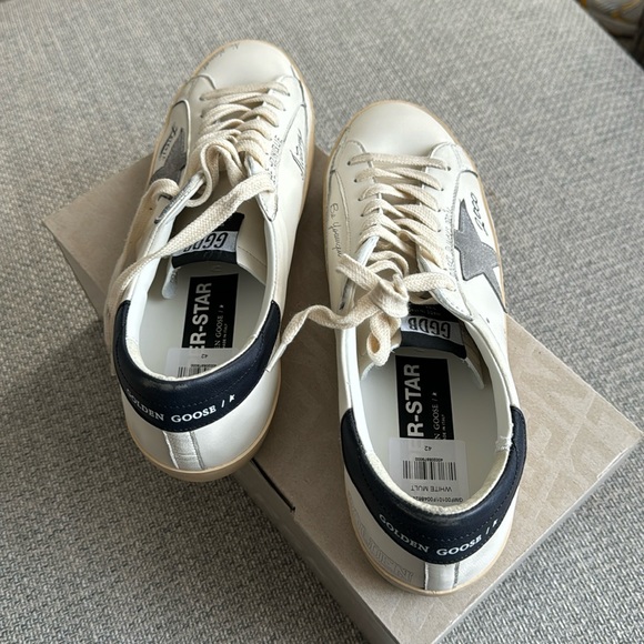 BRAND NEW NEVER WORN GOLDEN GOOSE ALL STAR SHOE SIZE 42 - Picture 1 of 8